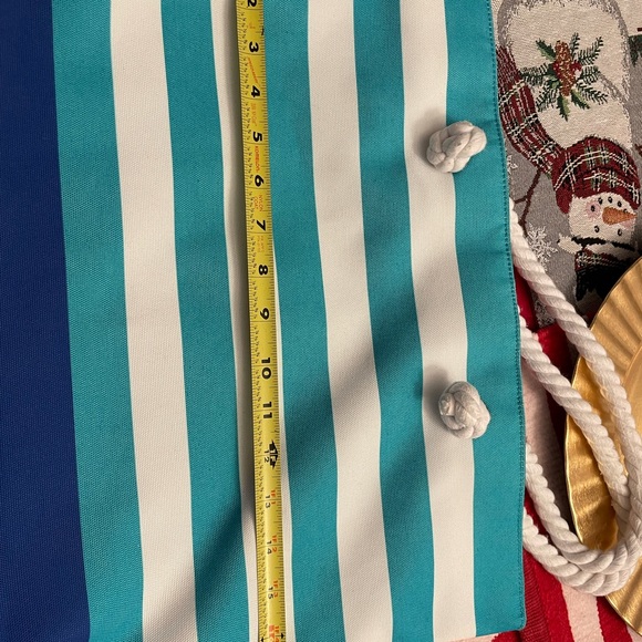 Victoria’s caret beach tote bag - Picture 4 of 4